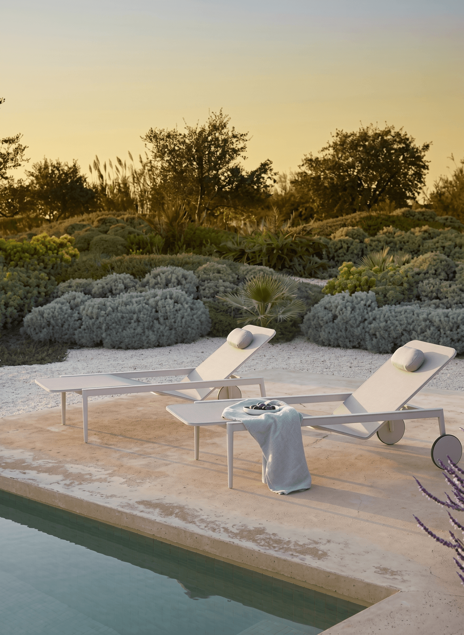 Styletto sun lounger